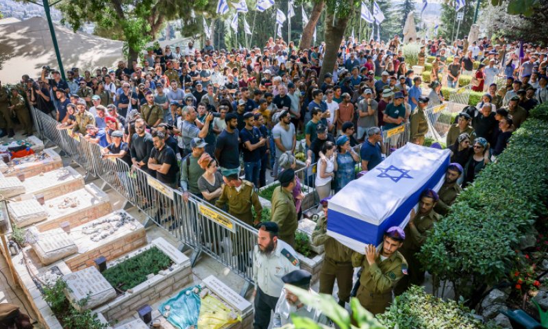 שילה אמיר הובא למנוחות: "גיבור של מדינה שלמה"