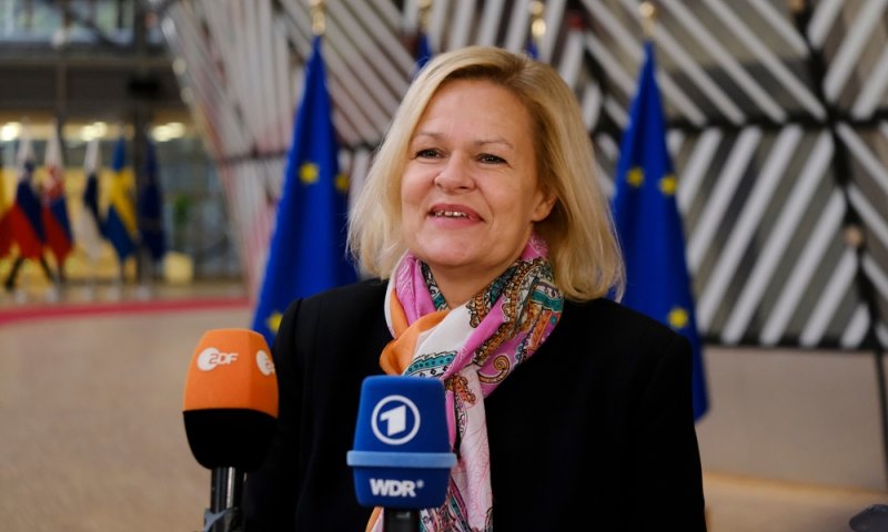 שרת הפנים הגרמנית אסרה על פעילות חמאס במדינה