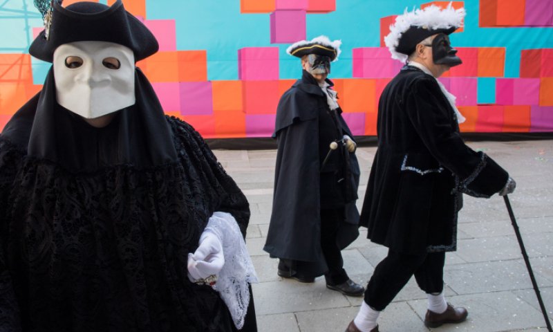 התפשטות הקורונה: רבע מתושבי איטליה בהסגר