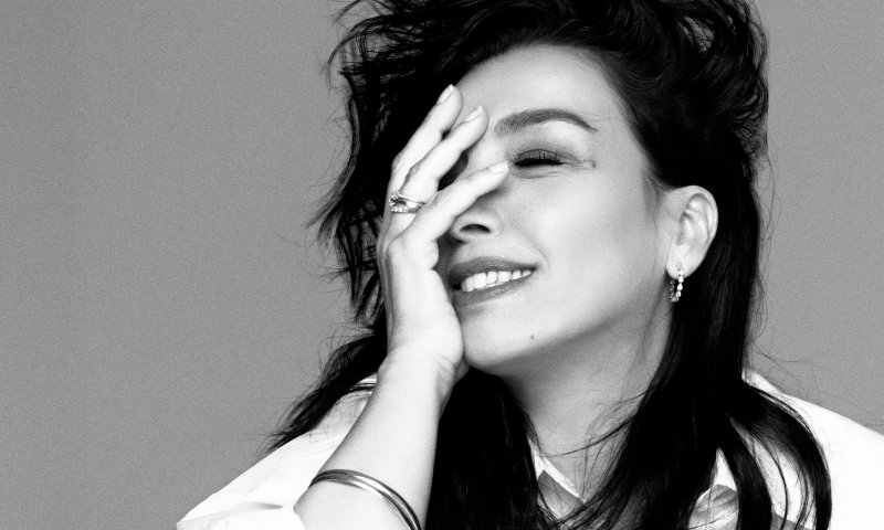 אחרי שכבשה את המסך ב"חוליגנים": דיקלה בצעד חדש