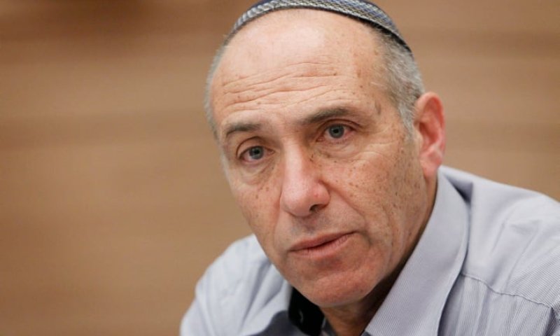 לא רק בנט: יוגב מגבה את אייזנקוט: "הון פוליטי"