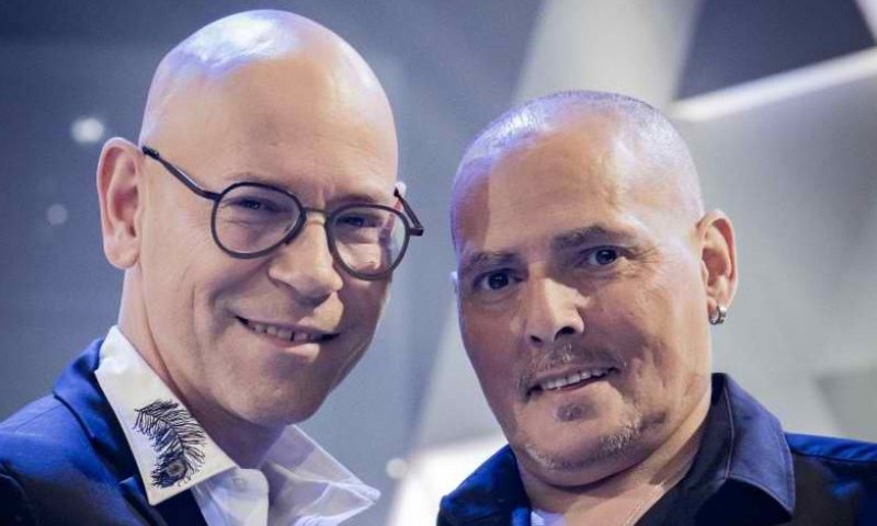 מפתיע: רמי קלינשטיין וישי לוי במחווה ישראלית&nbsp;&bull; צפו