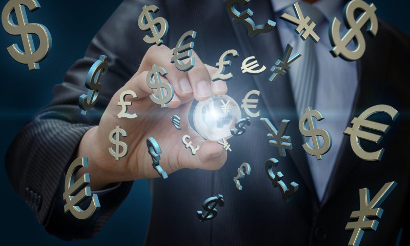 אישום: הקימו זירת סחר ללא רישיון ומעלו בכספי לקוחות