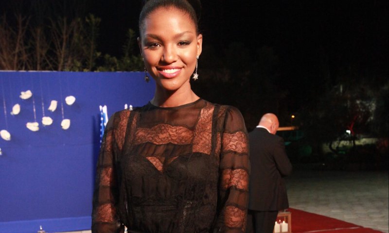 טיטי איינאו משיבה אש לדוגמניות שיצאו כנגד מיס יוניברס