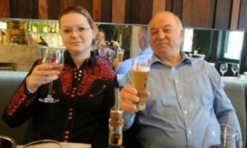 דיווח בבריטניה: בתו של המרגל הרוסי שוחררה