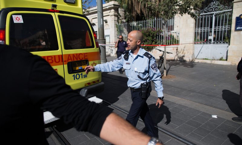 פיגוע שני בירושלים: תיירת נדקרה באוטובוס