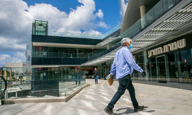 אושר: עובדים מעל גיל 67 יוכלו לחזור למקום העבודה