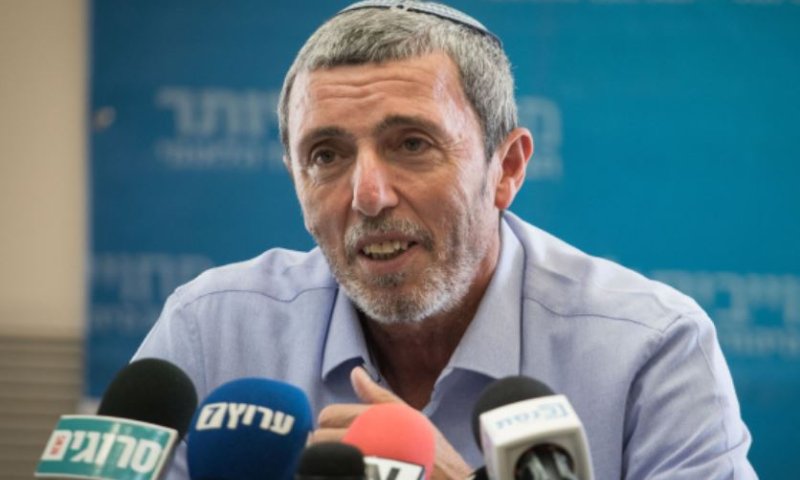 ללמוד ממשה גפני: 5 הערות על סערת הרב פרץ