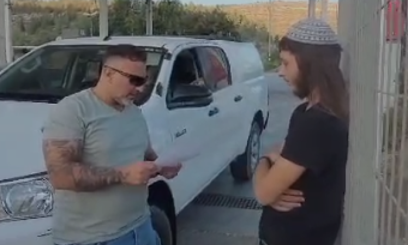 במקום הפיגוע: חברו של הנרצח קיבל צו מעצר מנהלי