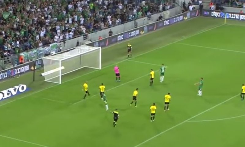 בצרות צרורות: מכבי חיפה הושפלה בביתה. צפו