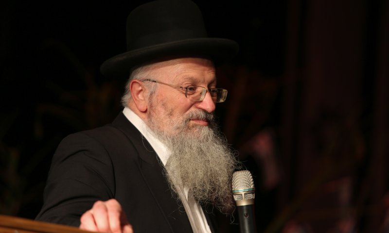 הרב אליהו: "שירות נשים מחליש את צה"ל"