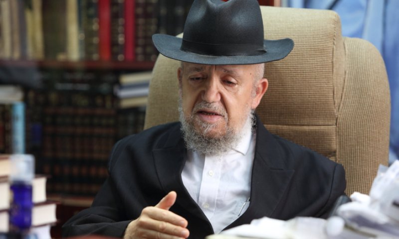 בעקבות ניצחון הימין: הרב מאזוז הורה שלא לומר תחנון