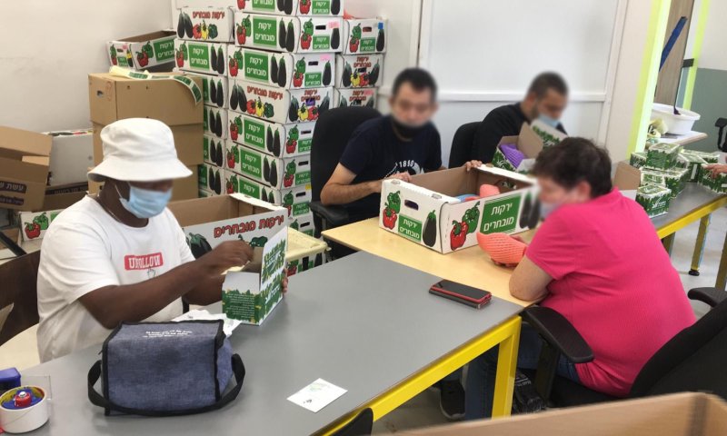 נתינת לולב ובית היוצר | "אחד הפרוייקטים המרגשים שיוצאים לפועל"