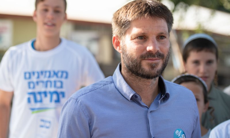 מחוץ לקופסא: זה האיש שסמוטריץ' חייב לחבור אליו