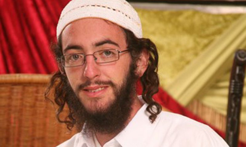 הפליל את חבריו תמורת שחרור אך נותר במעצר