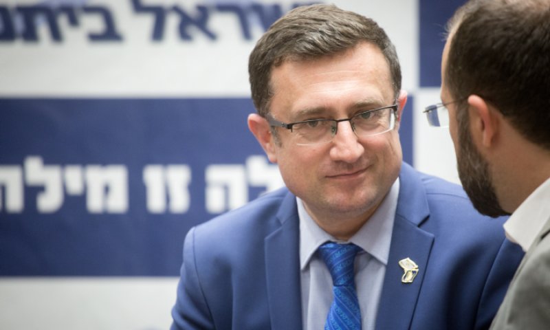 בישראל ביתנו מגיבים: "יריד תעסוקה ברחוב בלפור"