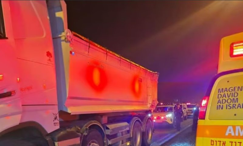 תאונה קטלנית בכביש 6: פועל נהרג מפגיעת רכב