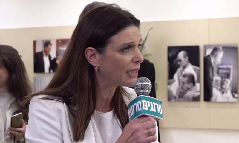 אפרת רייטן לסרוגים: "מחכה לשישי לתת לבן שלי חיבוק"