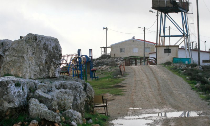 בציונות הדתית מגנים את תקיפת החיילים ביצהר