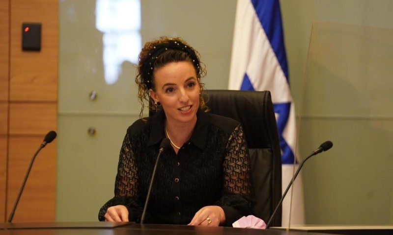 בלי מידע חדש: עידית סילמן נפגשה עם קצין הכנסת