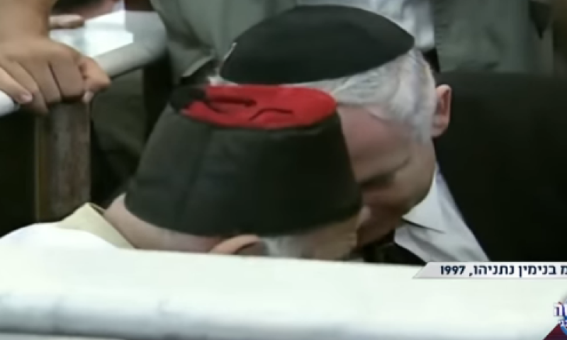 גבאי שוב מטעה&bull; מה נתניהו באמת אמר לרב כדורי? צפו