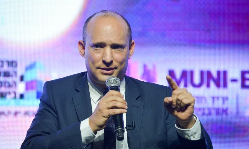 בנט: "במקום להוציא הודעה לתקשורת, תתחיל בהריסות"