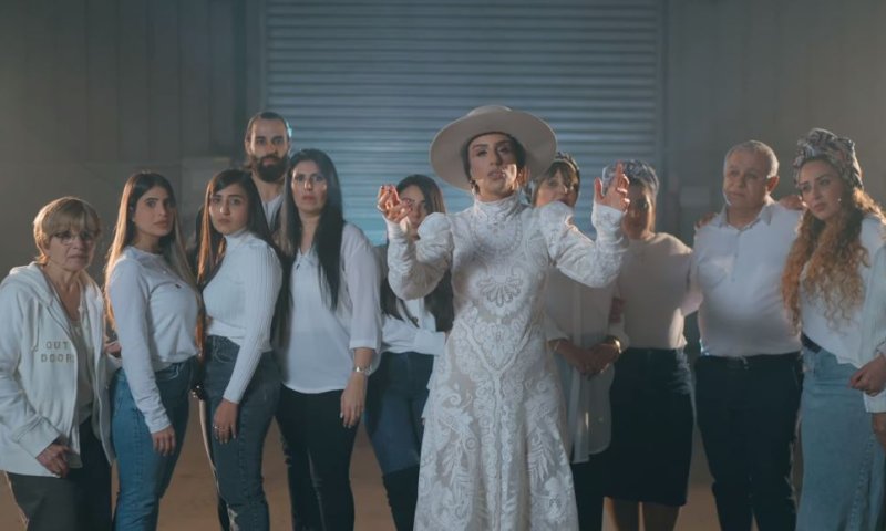 לא מותיר עין יבשה: נרקיס בקליפ עם אנשי גוש קטיף