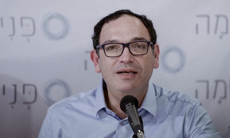 השר לשעבר שי פירון בעצה לרבקי הישראלי