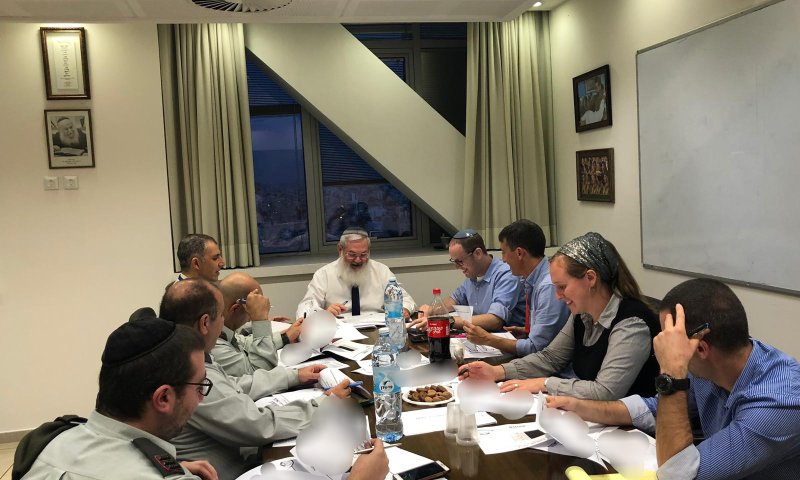 מה עשה בן דהן בשעות האחרונות כסגן שר הבטחון?