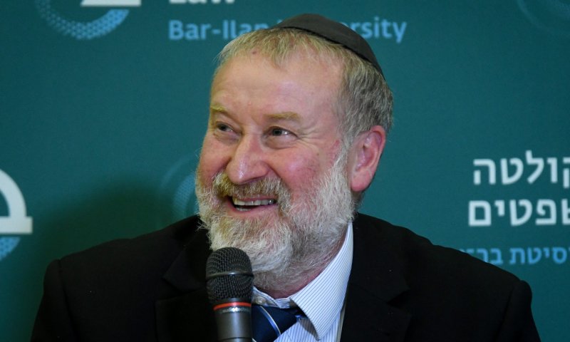 מנדלבליט: קמפיין הליכוד עובר על החוק