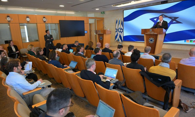 סער: "יש התקדמות מסוימת בניסיונות להגיע להסדר בלבנון"