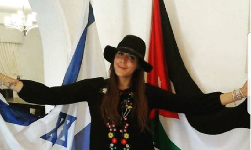 לאחר הסערה: הרב שגייר את הזמרת מגיב לראשונה