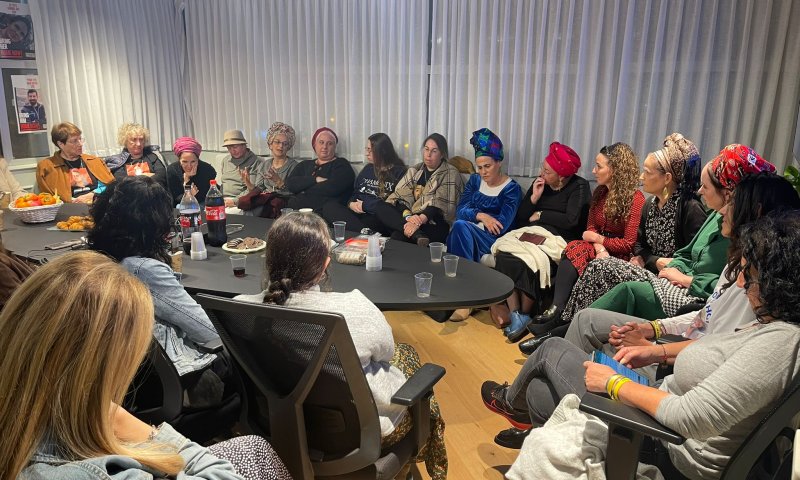 רבניות מהציונות הדתית נפגשו עם אמהות חטופים