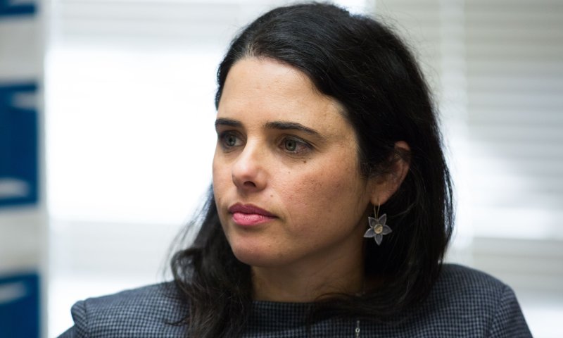 "לא היה נסיון התאבדות של אחד העצורים"