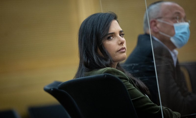 אחרי גנץ | זה האיש שיציל את איילת שקד?