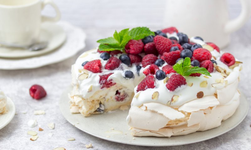 הקינוח הכי קל להכנה והכי מרשים | מתכון לפבלובה