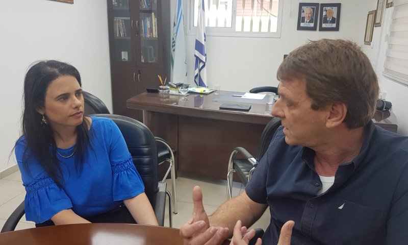 איילת שקד בדרום: "זו באמת מציאות לא פשוטה"