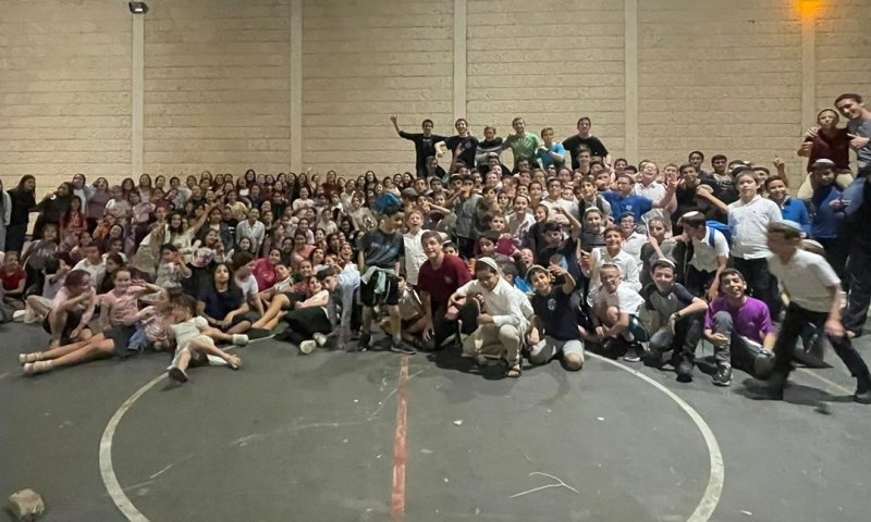 עזרא פתחה חודש ארגון: "מגדלור של עם ישראל"