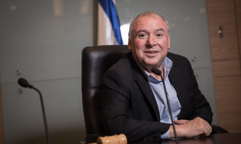 נתניהו מינה את דודי אמסלם לשר התקשורת