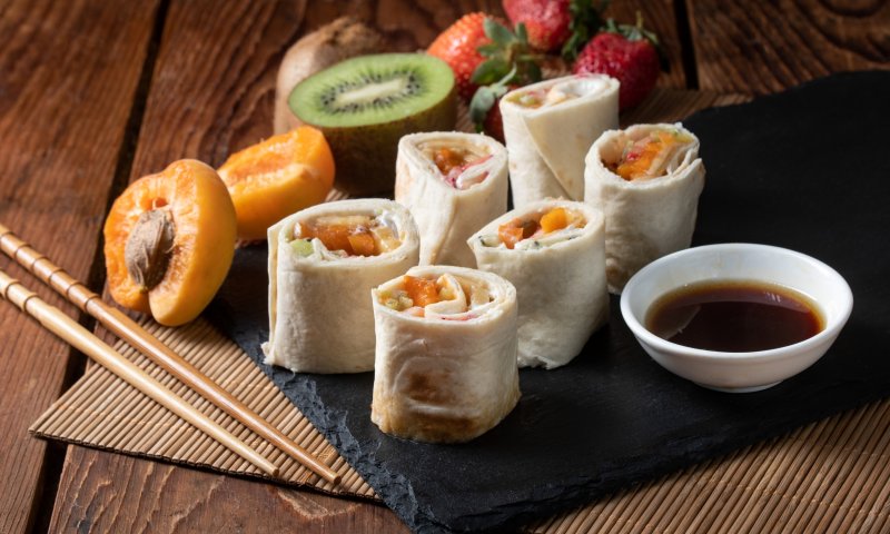 פעילות מתוקה: מתכון מדליק לסושי פירות