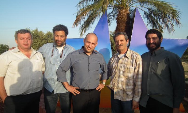 בנט ביקר במרכז קטיף: העברנו חוק שימנע גירוש נוסף