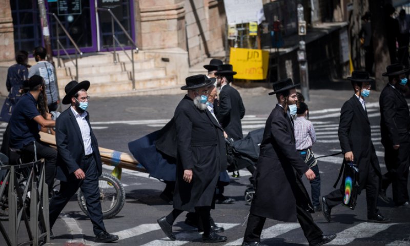 אחד בפה ואחד בלב: התקשורת החרדית בקורונה