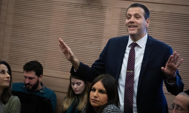 מיקי זהר: יש נתק מוחלט; הממשלה לא תחזיק מעמד