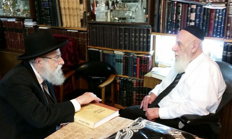 לראשונה; רב מהציונות הדתית נפגש עם הרב כהן