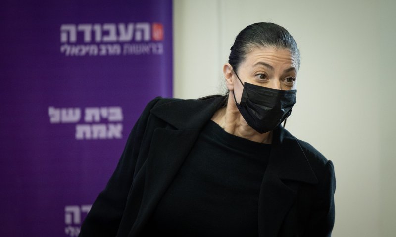 רבני חיפה למיכאלי: החלטה פרובוקטיבית בלי היגיון