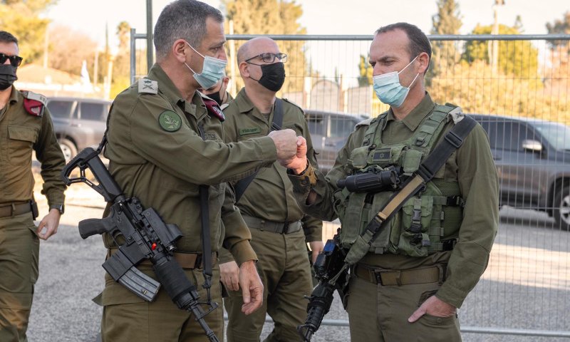 כבוד למגזר: 5 אוגדונרים סרוגים חדשים