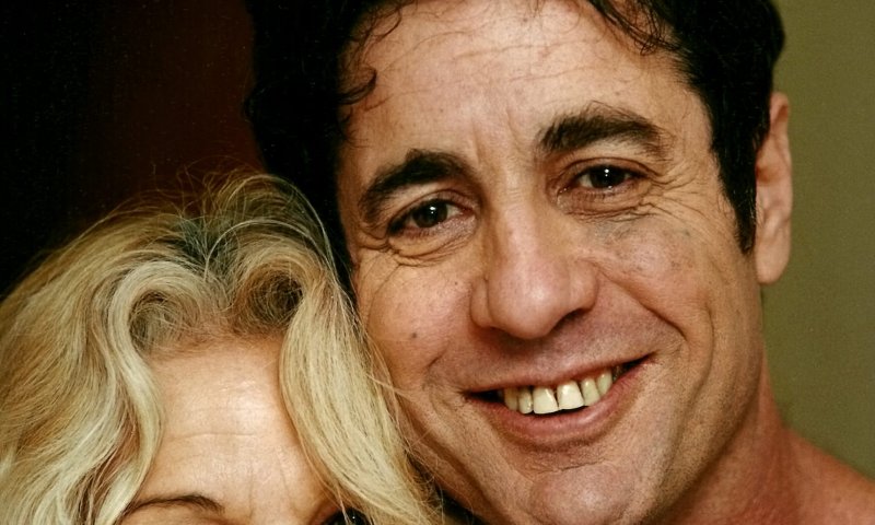 שר התרבות: "כתב סיפורים ושירים שיישארו עמנו לנצח"