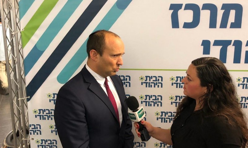 בנט לסרוגים: "חייבים להיות חזקים בימין מול ליברמן וכחלון"