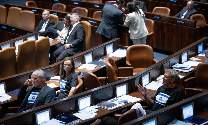 הכנסת החליטה על ביטול העלאת שכר הח"כים