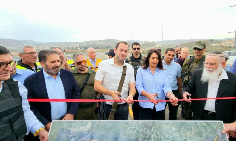 בעיצומה של מלחמה: כביש עוקף חווארה נפתח לנסיעה